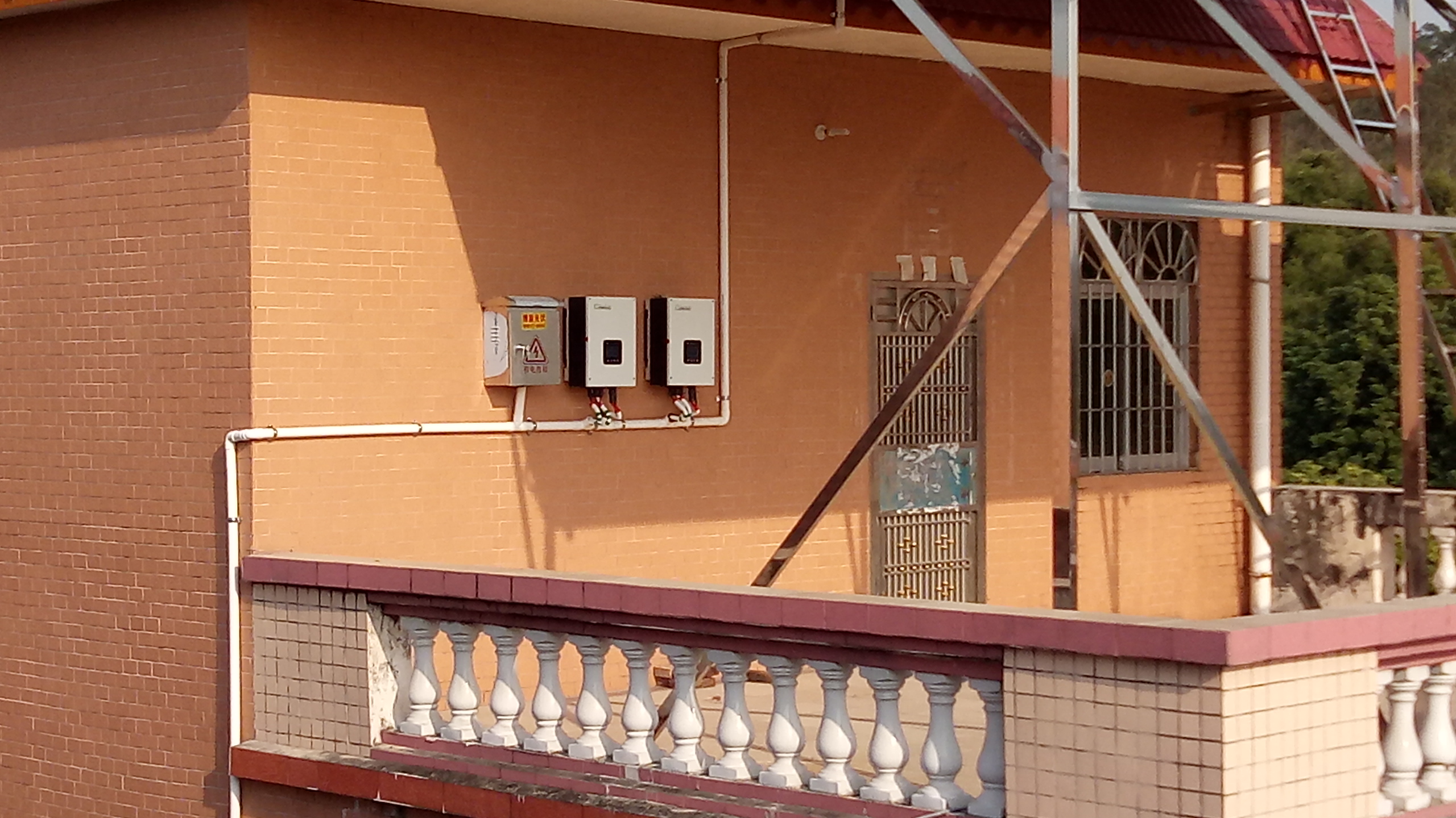 P80206-160128.jpg P80206-160128.jpg